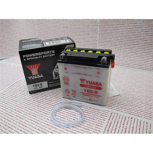 Batteria YUASA YB9-B 12 V 9 AH VESPA 125 150 200 PX PE T5 VNX5T APE 50