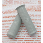 Paar grau gepunktete Sechskantgriffe mm 24 für VESPA 50 90 125 150 200 RALLY PRIMAVERA ET3 GT GTR SUPER SPRINT VELOCE Italienisches Produkt