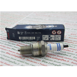 Candela BOSCH W5CC con nucleo in rame equivalente NGK  B7ES passo lungo per VESPA 160 180 200