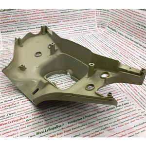Parte inferiore coperchio sotto manubrio per VESPA COSA 125 150 200 CL CLX COSA 2 r.o. 9012005
