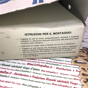 KIT DE CACHE-FOURCHE ET DE CACHE-MOYEU BLANC UTAH WAREHOUSE FOND POUR VESPA 50 125 SPECIAL PK XL PRIMAVERA ET3