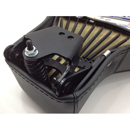 Front seat complete with frame and green cover for VESPA 125 V30 V31T V32T V33T ALLSTATE with AQUILA CONTINENTALE plate from 1951 to 1953