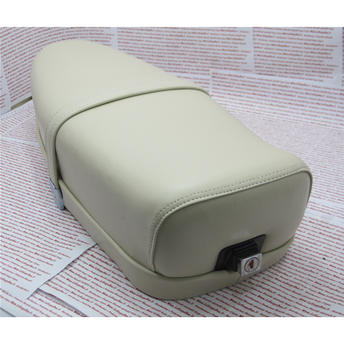 Sella avorio con serratura  per VESPA 50 90 125 ET3 PRIMAVERA 50 125 R L N