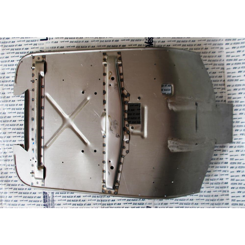 Marchepied avec partie bouclier pour VESPA 80 125 150 200 PX PE ARCOBALENO avec trou de pédale de frein carré à partir de 1984