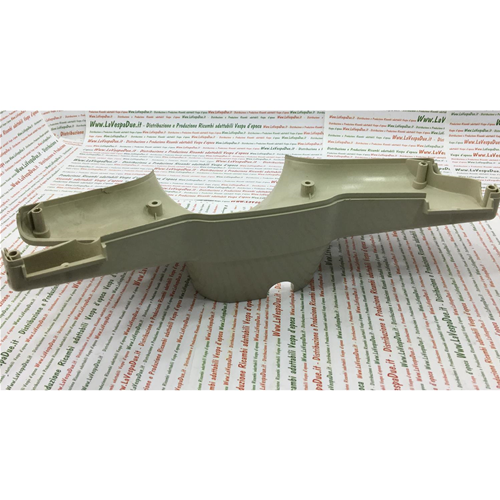 Parte inferiore coperchio sotto manubrio per VESPA COSA 125 150 200 CL CLX COSA 2 r.o. 9012005
