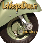 Einstellbarer zusätzlicher Stoßdämpfer VESPA 125 V1 V15 VN VM VL V30 Abblendlicht Schalthebel ITALIENISCHES PRODUKT