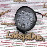 Foco adicional redondo universal IP67 10/30 V voltios 27 W con 9 LED 2090 lúmenes color 6000 k con lente de policarbonato para aplicaciones en pantalla y barra antivuelco