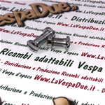 Par de tornillos con tuerca para unir mandos de acelerador y placa de cambios para cables externos VESPA 150 GS VS1T