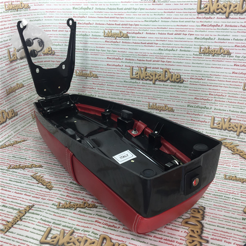 LANGER SATTEL IN ANTIKROT FÜR VESPA PK XL MIT ROCK 50 125