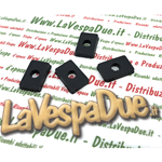 4 Gommini antivibrazione bordo scudo LAMBRETTA 125 150 LI SPECIAL DL GP SX 175 TV 200 SX TV DL GP r.o. 19950052 innocenti