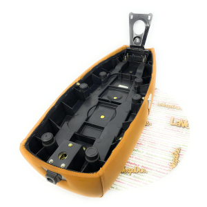 Sillín largo ECONÓMICO de cuero marrón VESPA PX 80 125 150 200 con estructura de plástico