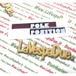 Adhesivo con el emblema POLE POSITION para el baúl superior de la VESPA PX 125 T5