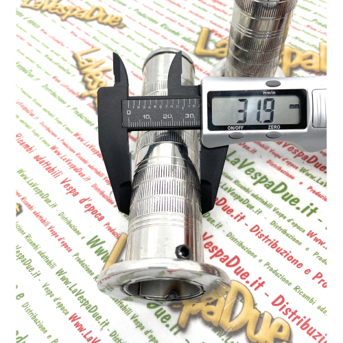 Paire de poignées en acier VESPA Harley Motoguzzi Honda diamètre réglable de 22 à 27 mm