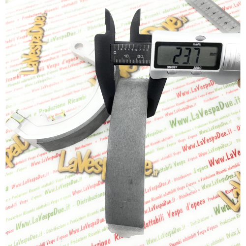 Mâchoires de frein avant ADIGE pour VESPA 150 160 180 200 SPRINT VELOCE GS SS RALLY