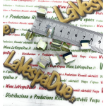 10 clips fixing clips assembly cover upper saddle VESPA LAMBRETTA 50 90 125 150 160 180 200