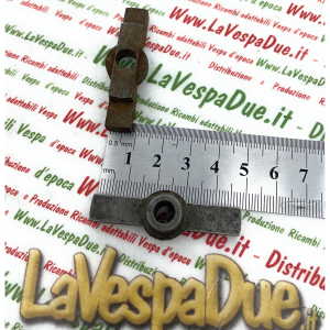 Gearbox cross in two surmountable pieces for VESPA 125 V12T V13T 1950 from the V19M to V20M engine, cross with thread composed of two interlocking parts, warehouse stock