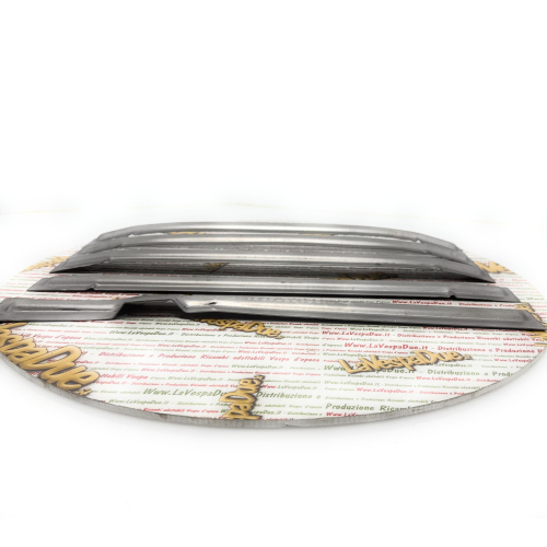 Set 5 traverse rinforzi pedana per VESPA GS 150 VS1T cavi esterni VS2T VS3T VS4T VS5T kit ripristino e restauro lamierato fondo pianale 