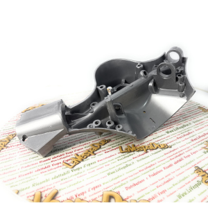 Parte fusione inferiore corpo manubrio LML per VESPA PX 80 125 150 200 PE dal 1981 in poi modelli con freno anteriore a tamburo r.o. 563789 244255 2442555