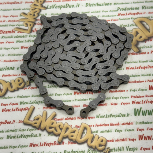 Catena di Trasmissione senza fermo KMC 1/2" x 1/8" HV 410 OEM 108 Maglie Lunghezza Spine 8,6 nn adattabile per PIAGGIO CIAO BRAVO SI GRILLO BOXER ciclomotori vari SILVER BRONZE