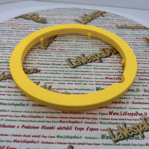 Anello Copri dadi ruota cerchio 3D GIALLO Stampato 3D VESPA 50 125 PK XL HP S FL AUTOMATICA PLURIMATIC RUSH N FL2 EFFETTO CARBONIO ottima qualità e resistenza 