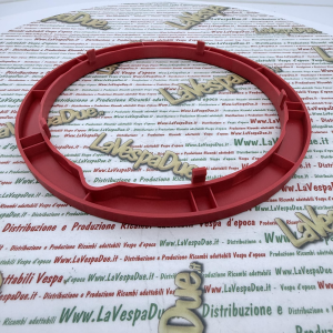 Anello Copri dadi ruota cerchio 3D ROSSO Stampato 3D VESPA 50 125 PK XL HP S FL AUTOMATICA PLURIMATIC RUSH N FL2 EFFETTO CARBONIO ottima qualità e resistenza 