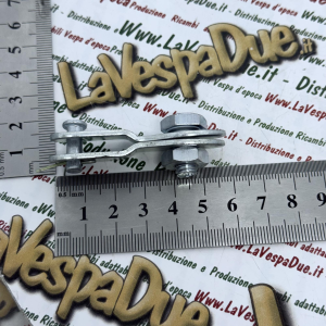 Kit morsetto comando Freno Posteriore al pedale completo per VESPA 50 125 150 160 180 200 PX PE RALLY SPRINT TS PK ET3 PRIMAVERA r.o. 094779 154738