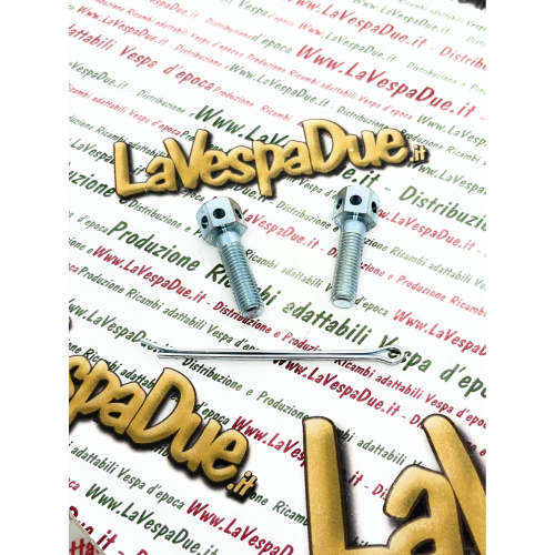 Satz mit 2 7-mm-Schrauben. Komplett mit Zubehör zur Befestigung des Anlasserhebels für VESPA FARO BASSO ITALIENISCHES PRODUKT