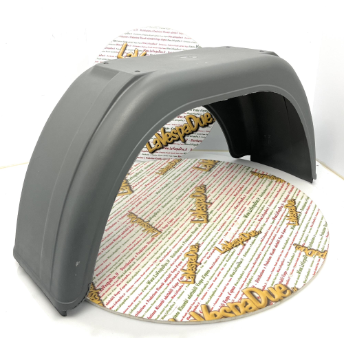 Parafango posteriore in plastica grigio ambilato per APE MPR2T MPA1T MPV1T MPV2T MPM1T MPM2T MPF1T r.o. 1821495 sostituisce il modello in ferro paraspruzzi lato destro e sinistro
