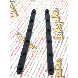 Set 2 listelli centrali in gomma strisce pedana per VESPA 50 N V5A1T >283299 R 700001> >938761   per il tunnel centrale pedana prodotto italiano