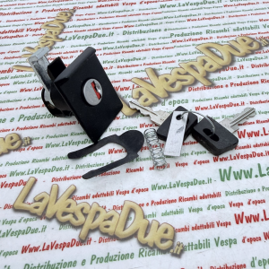Serratura per bauletto Nera per VESPA PX 125 150 200 ARCOBALENO freno a disco completa di molla e piastrina