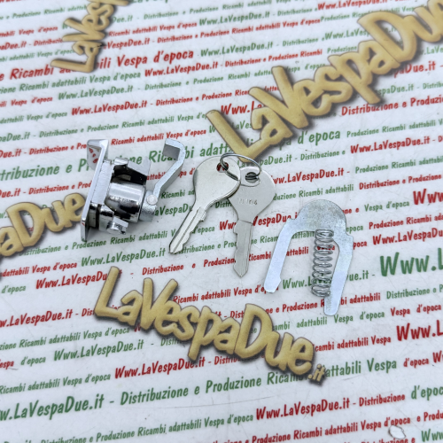 Serratura bauletto cofano cromata con chiave tipo NEIMAN per VESPA 50 80 125 150 160 180 200 PRIMAVERA PX PE SUPER SPRINT RALLY ET3  r.o. 073258