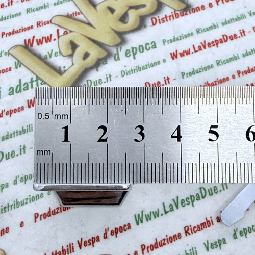 Coppia kit serrature bauletto e bloccasterzo con chiave tipo NEIMAN VESPA 50 90 125 150 160 180 200 SPECIAL PX TS SS SPRINT RALLY r.o. 152096 120328 073258 guida da 4 mm