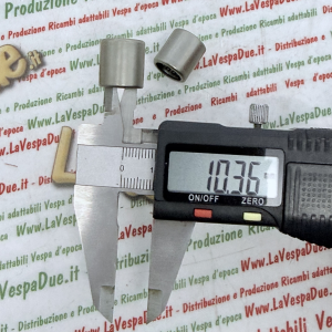 Set di astucci a rulli modifica per VESPA 98 V98 125 V1T A V15T V30T A V33T U VU1T Utilitaria APE 125 modifica per sostituzione dei rulli sfusi perno ruota mozzo anteriore