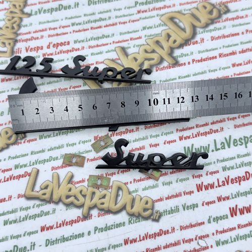 Set kit 3 scritte targhette blu notte per VESPA 125 SUPER VNC1T in alluminio anodizzato anteriore e posteriore prodotto italiano 