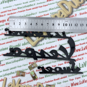 Set kit 3 scritte targhette blu notte per VESPA 125 SUPER VNC1T in alluminio anodizzato anteriore e posteriore prodotto italiano 