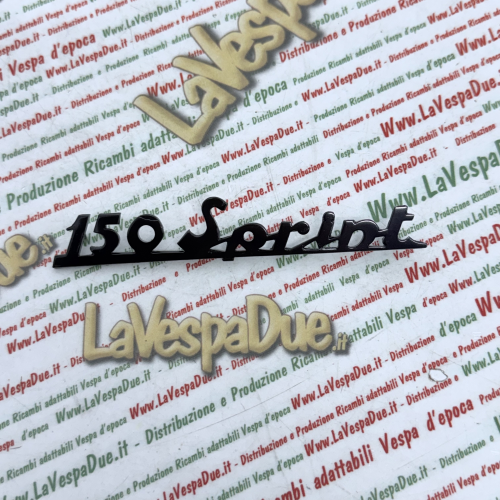 Targhetta scritta posteriore blu notte per VESPA 150 SPRINT VLB1T in alluminio anodizzato con 4 pioli di fissaggio interasse 39 32 40 mm prodotto italiano 