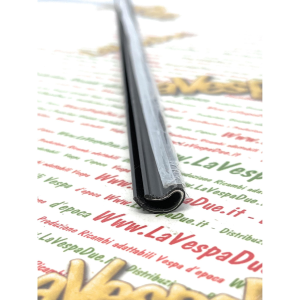 Bordo Scudo plastica Nero per VESPA 80 125 150 200 PX E PE adattabile a VESPA 50 N L R SPECIAL PRIMAVERA ET3 r.o. 218944 in meral