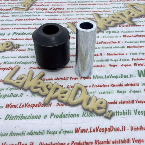 Kit silentblock tampone ammortizzatore posteriore carter motore per VESPA 50 100 125 150 200 r.o. 040316 157103 094727 223606 014689 016409 020109