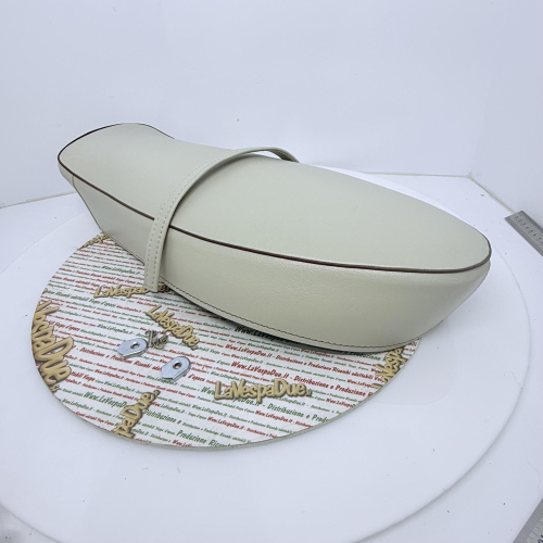 Copertina copertura SELLA avorio per VESPA 50 90 125 PRIMAVERA V5A1T V9A1T VMA1T VMA2T  o.r. 098319