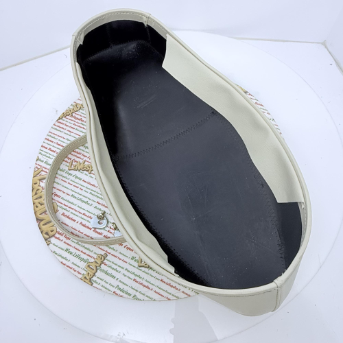 Copertina copertura SELLA avorio per VESPA 50 90 125 PRIMAVERA V5A1T V9A1T VMA1T VMA2T  o.r. 098319