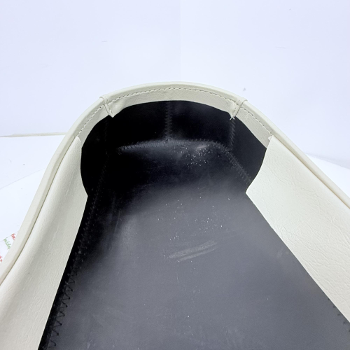 Copertina copertura SELLA avorio per VESPA 50 90 125 PRIMAVERA V5A1T V9A1T VMA1T VMA2T  o.r. 098319