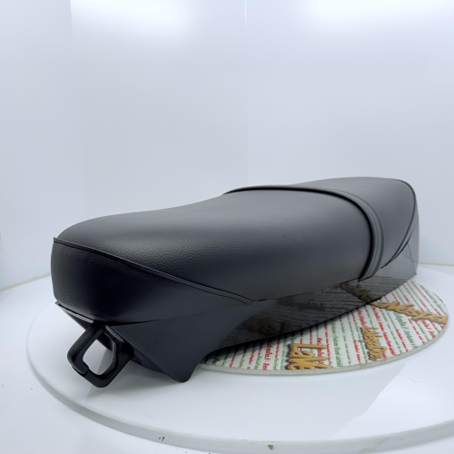 Sella grigio scuro lunga biposto per VESPA 50 125 HP FL V 50 125 e modelli automatici