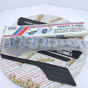 Serie strisce paracolpi X FOX UTAH in gomma nero adesive VESPA PK 50 125 protezioni paraurti parafango e cofani modanature parascocche 