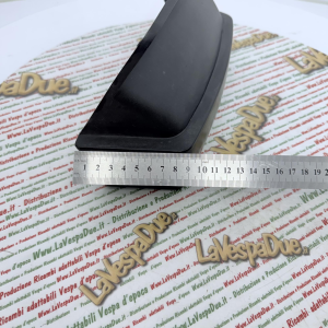 PARAFANGO PARASPRUZZI USATO ORIGINALE PIAGGIO POSTERIORE PER VESPA 125 150 200 COSA CL CLX COSA 1 r.o. 252541 115475 protezione