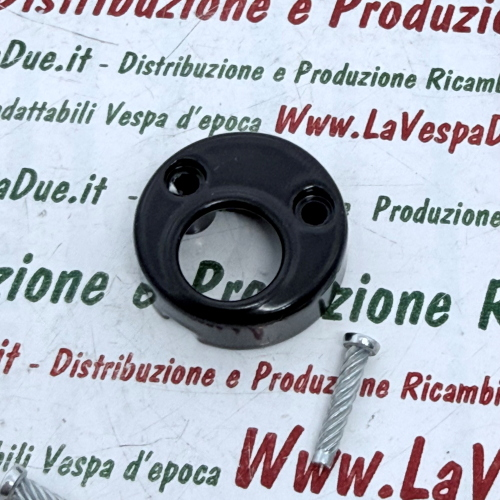 Coperchio serratura bloccasterzo nero semilucido VESPA 50 90 125 150 200 SPECIAL PX PE SPRINT VELOCE SUPER RALLY PRIMAVERA ET3 APE TM P 50 r.o. 174628