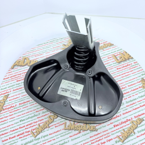 Sella con staffa rettangolare per PIAGGIO 50 CIAO originale PIAGGIO fondo di magazzino con asole per la regolazione in altezza con fori gancio porta borsa o casco