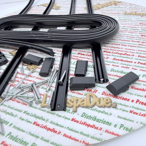 Set of semi-gloss black footboard strips for VESPA PK S 50 PK 125 ro 154669 complete in soft aluminum with black strips and tips