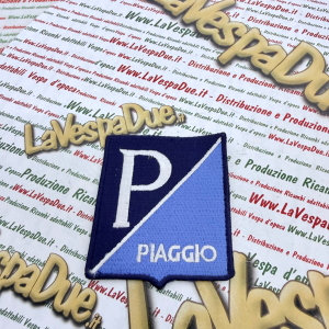 Toppa ricamata VESPA scudetto PIAGGIO insegna in miniatura r.o. 610058M circa 81 x 68 mm da applicare su giacche maglie o accessori