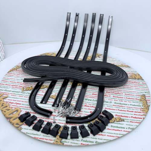 Set of semi-gloss black footboard strips for VESPA 125 150 SUPER GTR GT TS SPRINT VELOCE 180 200 RALLY ro 610233M complete in soft aluminum with black strips and tips