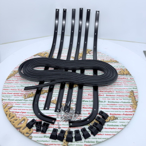 Set of semi-gloss black footboard strips for VESPA 125 150 SUPER GTR GT TS SPRINT VELOCE 180 200 RALLY ro 610233M complete in soft aluminum with black strips and tips